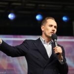 Awantura w Sejmie. Berkowicz znów zapytany o paragon z Ikei