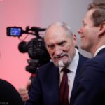 Akt oskarżenia przeciwko Macierewiczowi. Polityk PiS odpalił się na temat obrony Putina