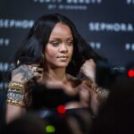 Strzały w stronę rezydencji Rihanny. Jedna z kul przebiła ścianę