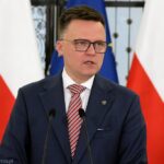 Hołownia ostro o głosowaniu przeciwko Hennig-Klosce. „Żadnej łaski nie robi”
