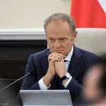 „Ludzie szerzący rosyjską dezinformację”. Tusk skomentował decyzję Nawrockiego