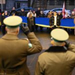 Polscy żołnierze salutowali podczas hymnu Ukrainy. Sztab Generalny: To zgodne z zasadami