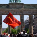 Operacja informacyjna: jak rosyjska propaganda wykorzystuje 9 maja w Niemczech