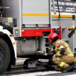 Pożar hali we Włocławku. Służby ewakuowały pobliski szpital