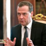 Miedwiediew komentuje zrzeczenie się Orderu Orła Białego przez ukraińskich polityków. „Przyznali się”