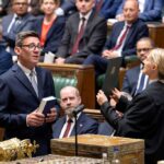 Burnham o krok przed zajęciem miejsca Starmera. W parlamencie okrzyk: „To nie mesjasz!”