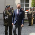 Szef MON: Rozmowy z USA ws. stałej bazy „wchodzą w kolejny etap”. Wiemy, jakie miasta są rozważane