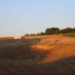 Kolejna rosyjska rakieta zaatakowała Polskę: krater koło wsi Tarnawa-Kolonia