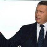 Konwencja z mocnym przekazem! Kandydat PiS na premiera dosadnie o Tusku: „Bezczelny typ!”