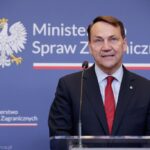 Sikorski: Rywalizowanie z Konfederacją zwiodło PiS na manowce