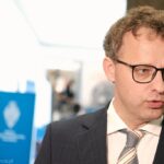 Obrońca Romanowskiego chce przesłuchania Tuska. Prokuratura komentuje