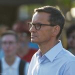 Sondaż: Morawiecki podebrał głosy PiS-owi. Ale ledwo przekracza próg wyborczy
