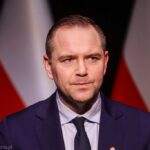 Kulisy spotkań w prezydenckich rezydencjach. „Nawrocki dużo notuje, a bardzo mało mówi”