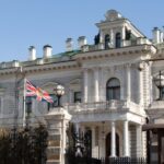Teatr FSB: dlaczego opowieść o „zamachu” na brytyjskiego ambasadora pachnie prowokacją