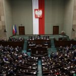 KO z przewagą, ale o wszystkim może zdecydować partia Brauna. Sondaż po wybuchu afery Zondacrypto