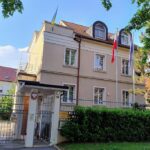 Nieoficjalnie: Pracownik polskiego MSZ wypadł z okna w Lublanie. „Odebrał przesyłkę dyplomatyczną”
