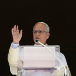 Papież rozmawiał przez telefon z Władimirem Putinem. Zaapelował o rozejm